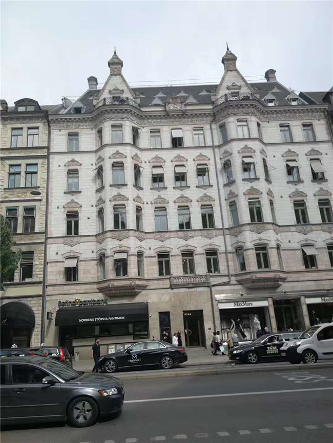 北歐+俄羅斯14日游集錦 沙尼亞首都塔林、諾貝爾文學(xué)研究院、天主教堂、王宮和皇家圖書館