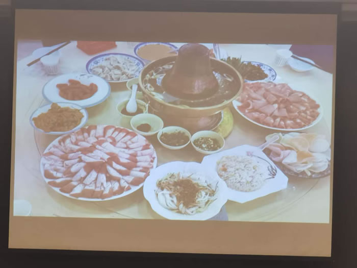 綿陽中旅行假日旅行社舉行胡楊林、南疆專列推薦會