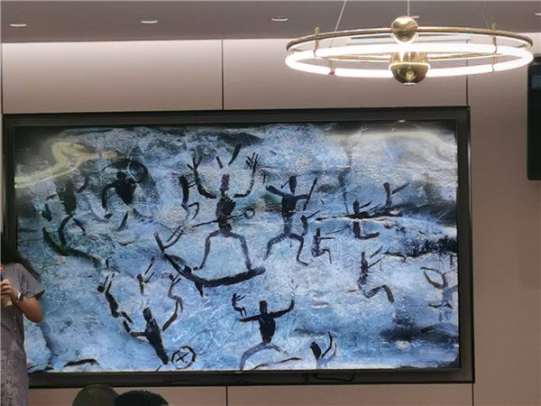 綿陽(yáng)中旅行假日旅行社舉行“什邡號(hào).2025熊貓專(zhuān)列”旅游線(xiàn)路分享會(huì)